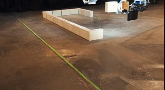 Hadrian&nbsp;<wbr>X砌砖机器人&nbsp;<wbr>搬砖也要失业了